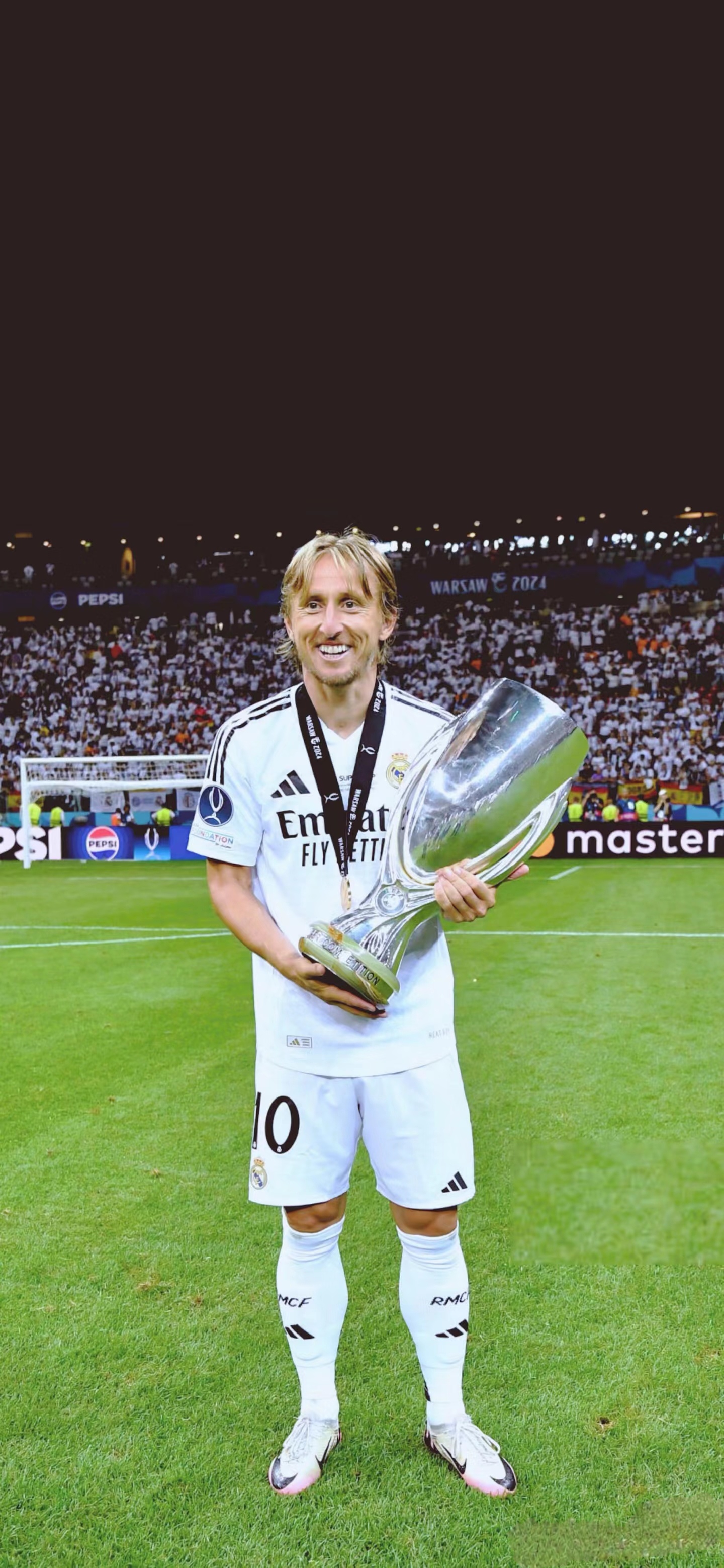 JackeyLove连续十场比赛得分超过出色防守，巴塞罗那挑战极限！(LegendCity玩家满意度调查)